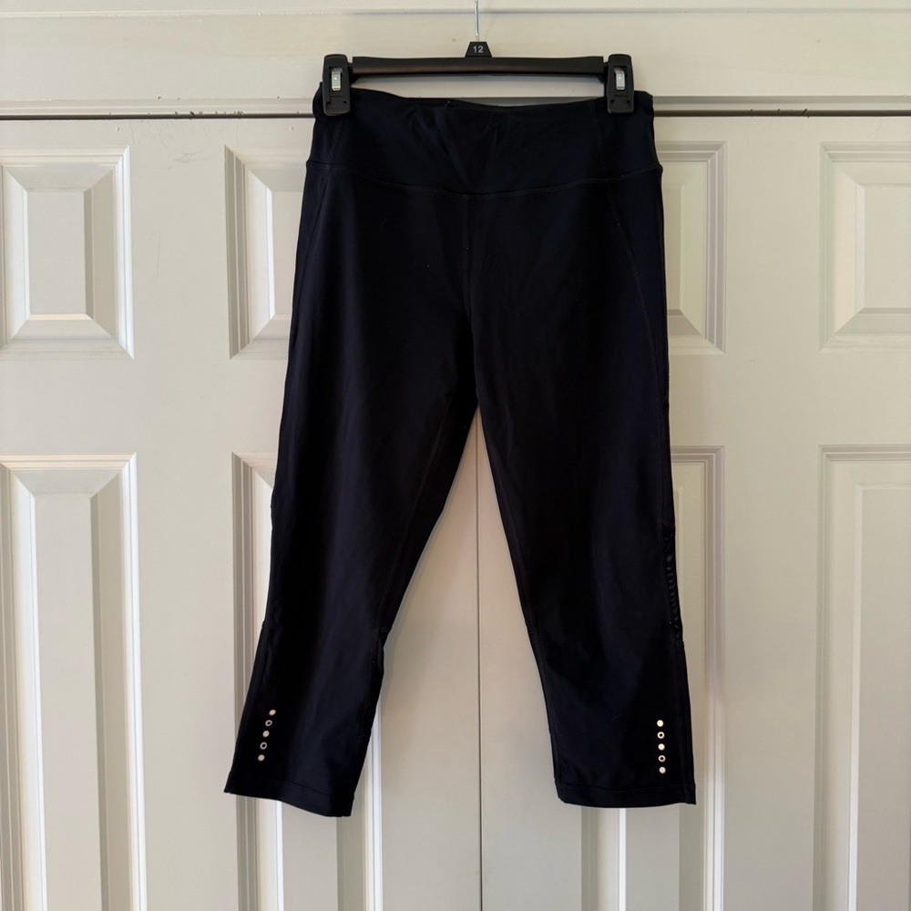 ⭐️ Core 10 Black Active Leggings - Capris Length